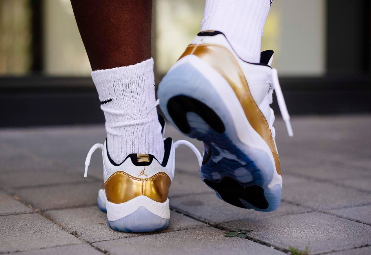 Giày Nike Jordan 11 Low Closing Ceremony 528895 103 - Ảnh 4